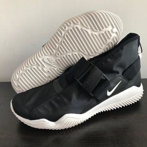nike acg komyuter